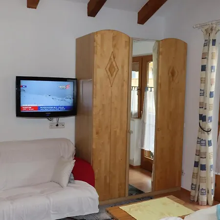 Schmelzhuette Apartman